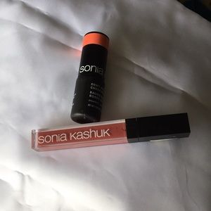 New Sonia Kashuk Bundle Lip Gloss & Blush